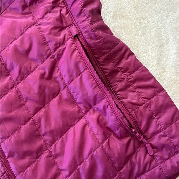 LL BEAN Primaloft Packaway Vest- Womens Small Rich Berry - Picture 8 of 13